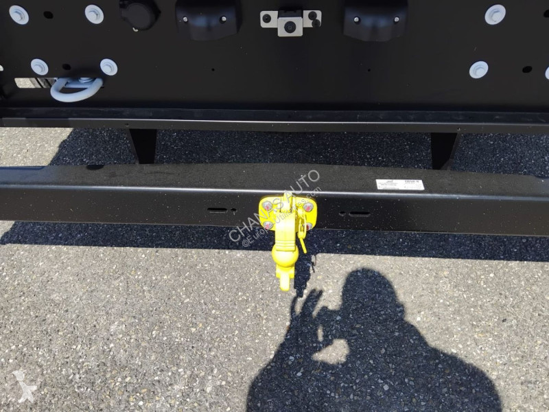 Véhicule utilitaire Renault BENNE COFFRE 3T5...