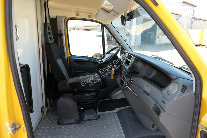 Furgoneta Iveco Daily 35 S11 C30C AUTOMATIK...