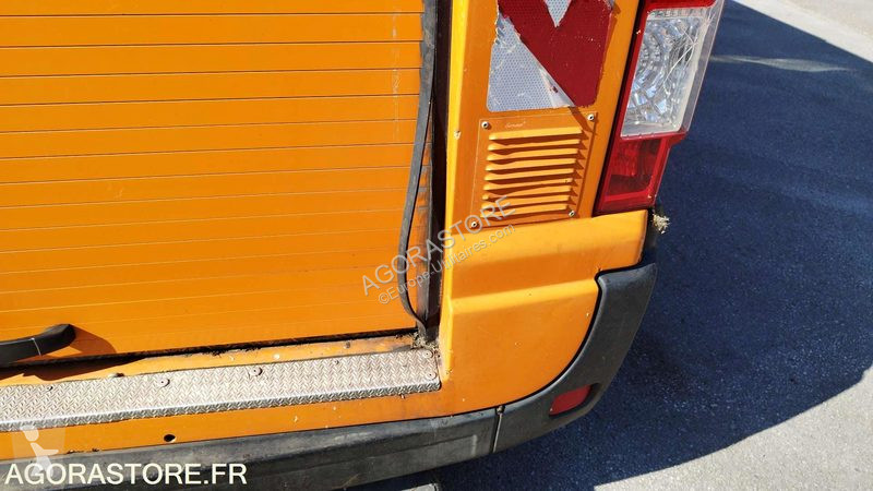 عربة نفعية Renault MASTER