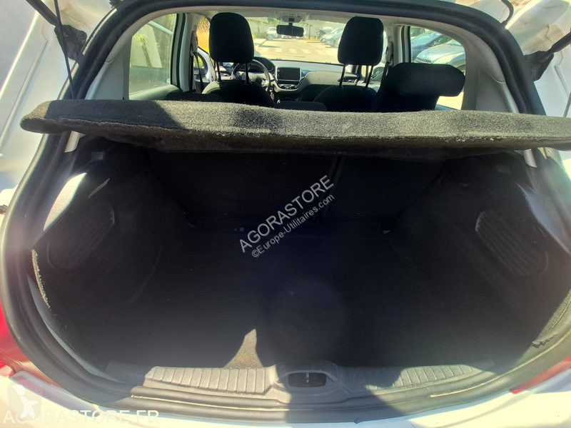 Nyttofordon Peugeot 208