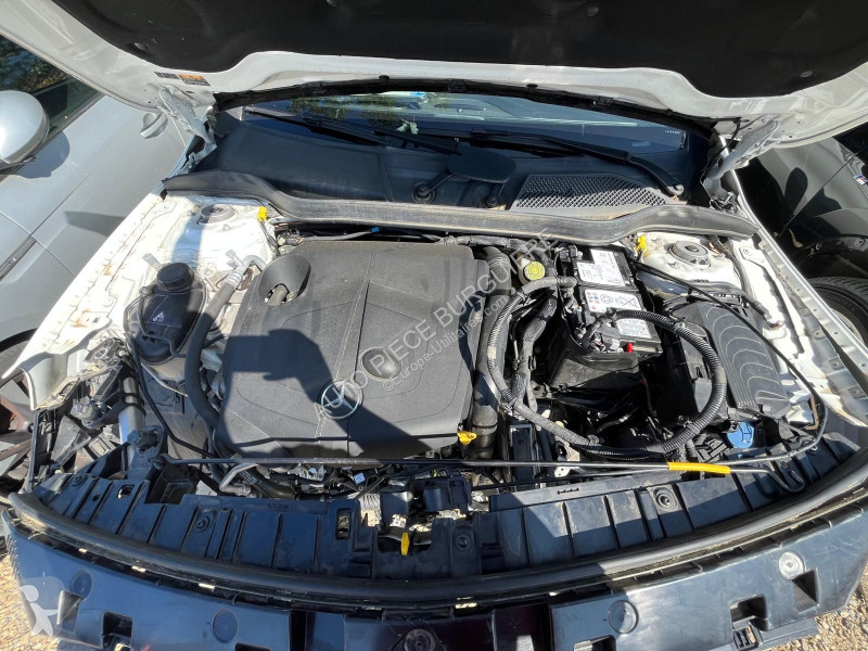 عربة نفعية Mercedes GLA 220d 170 4-Matic / FD442