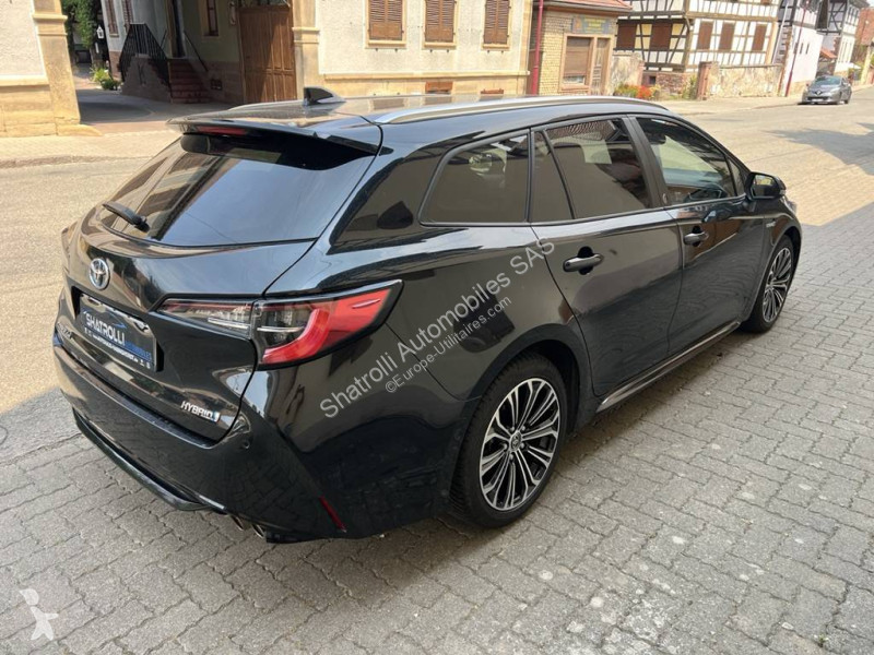 Samochód dostawczy Toyota (12) Hybrid Team...