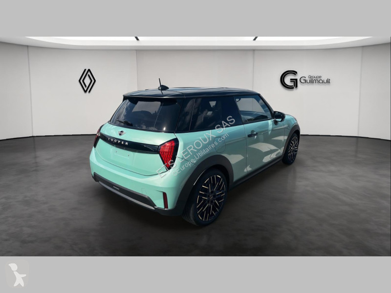 Samochód dostawczy Mini COOPER F66
