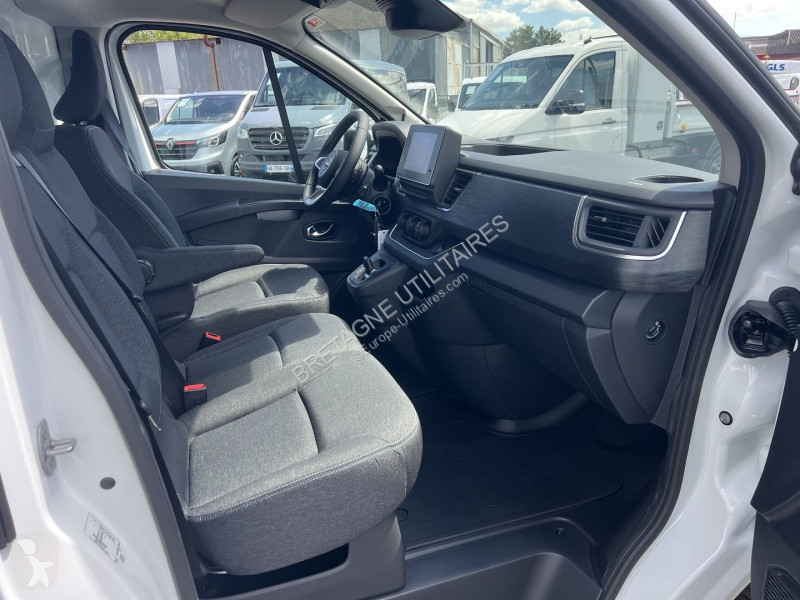 عربة نفعية Nissan PRIMASTAR FG L2H1 3T1 2.0 DCI...