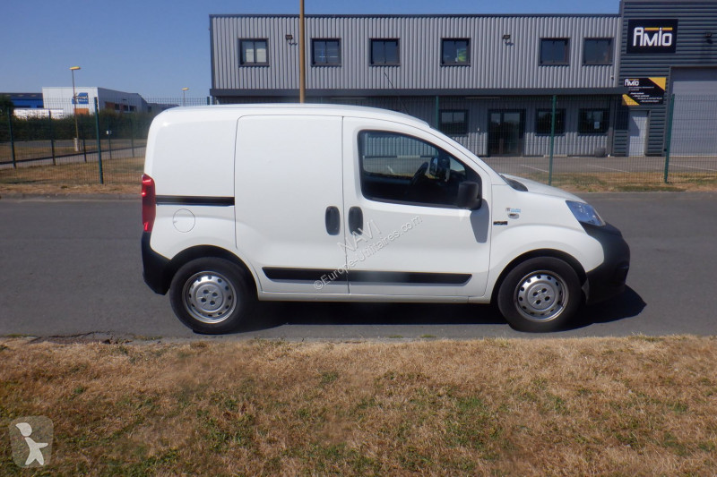 عربة نفعية Fiat FIORINO 1.3 MULTIJET2 95CH EASY...