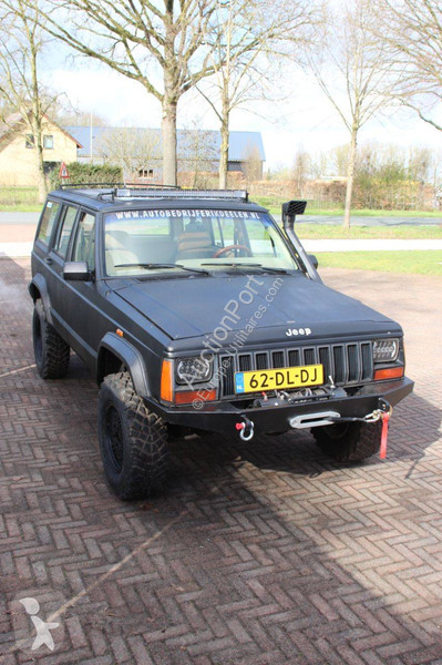 عربة نفعية Jeep Limited