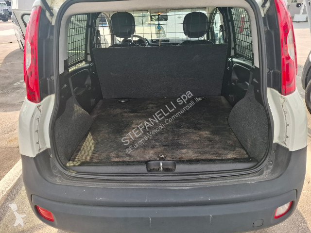 عربة نفعية Fiat Panda van 1.3 mjt Pop 80cv 4x4...