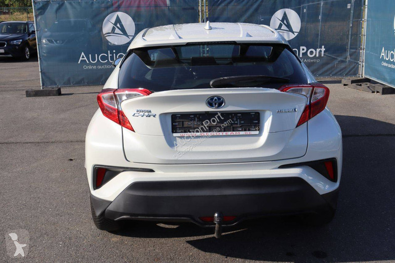Autoutilitară Toyota Hybrid
