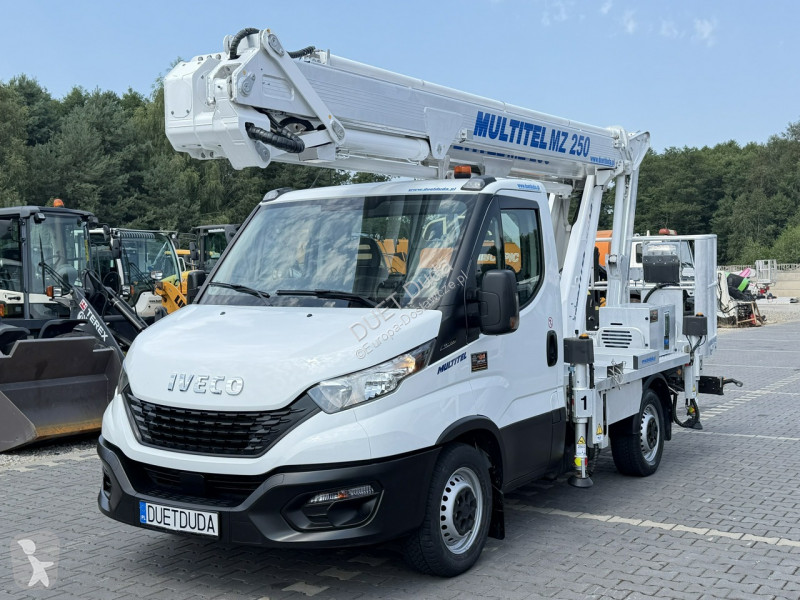 Furgoneta Iveco 35S14