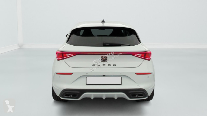 Véhicule utilitaire Cupra  LEON
