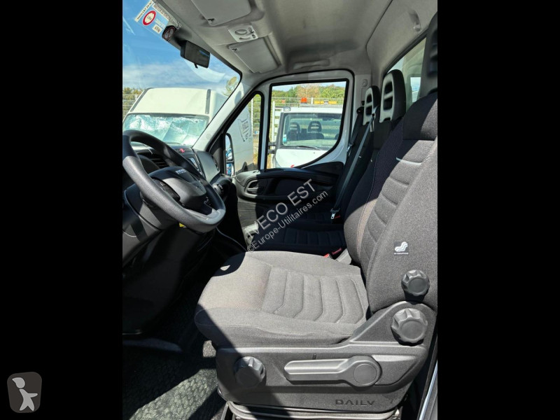 Samochód dostawczy Iveco CCb 35C16 - 3.0L -...
