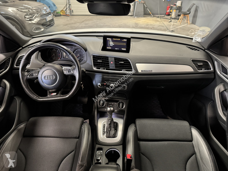 Véhicule utilitaire Audi Q3