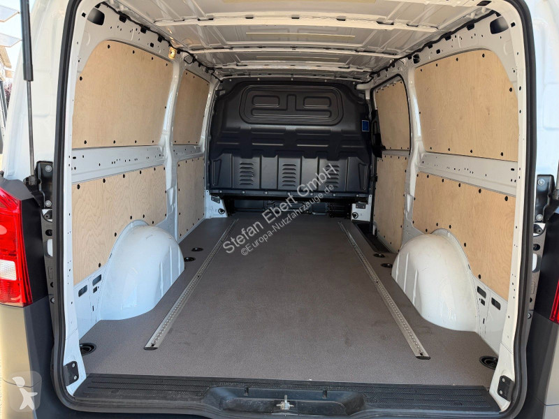 Furgoneta Mercedes Vito  9G Extral Klima Kamera...