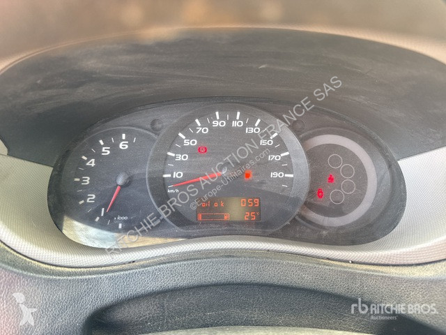 Véhicule utilitaire Renault dCi125