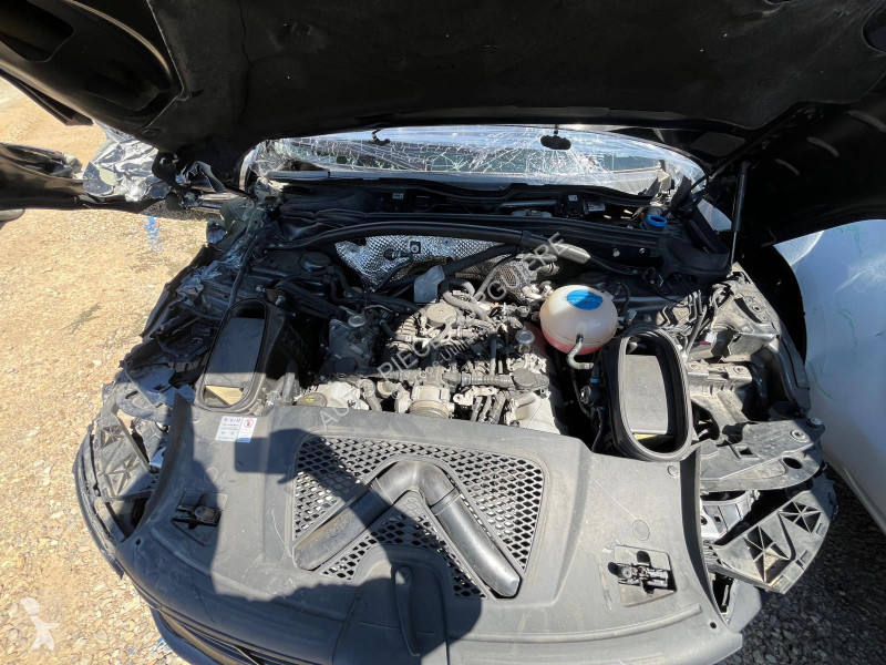 Véhicule utilitaire Porsche 3.0i V6 360 GTS /...