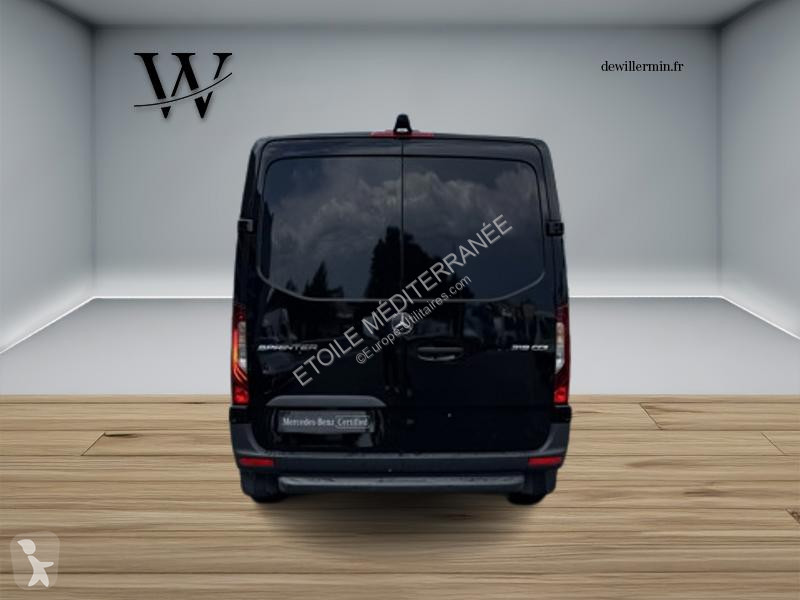عربة نفعية Mercedes 319 CDI Fourgon Standard...