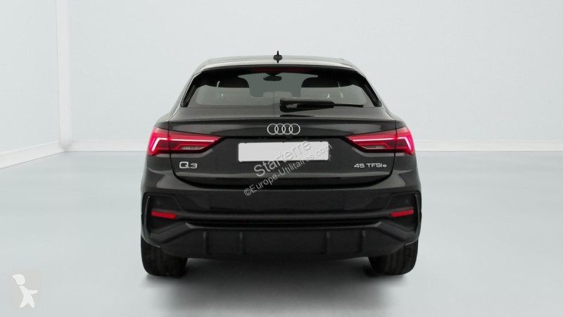 Véhicule utilitaire Audi Q3