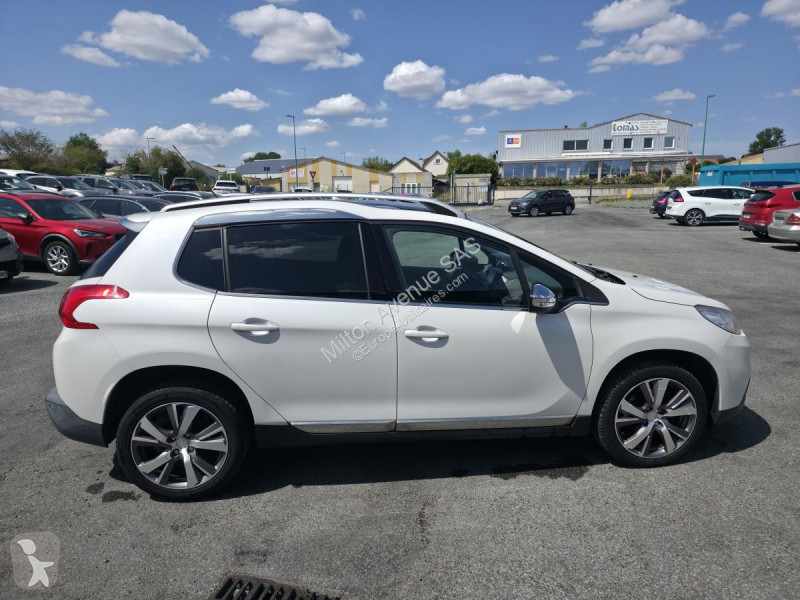 Véhicule utilitaire Peugeot 2008 1.6 e-HDi FAP...