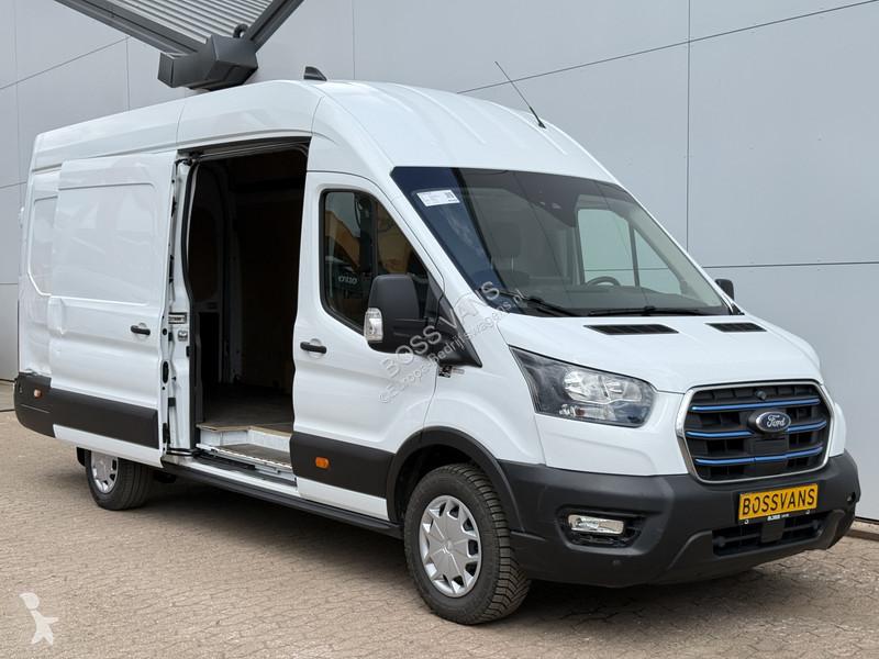 Véhicule utilitaire Ford 68kWh L4H3 316km WLTP...