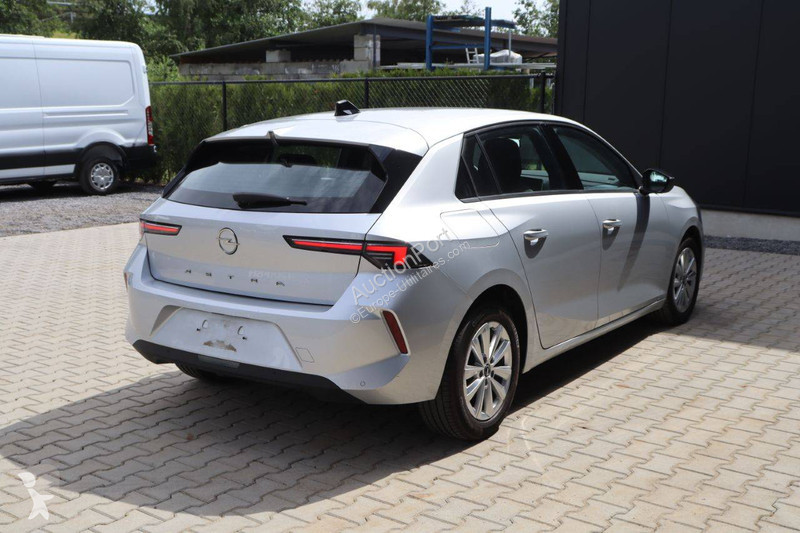 عربة نفعية Opel