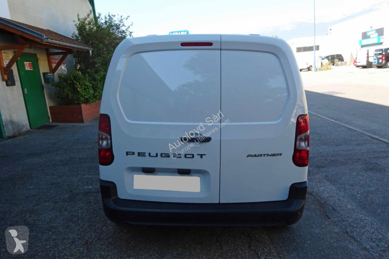 Véhicule utilitaire Peugeot PARTNER 1,5 HDI 100