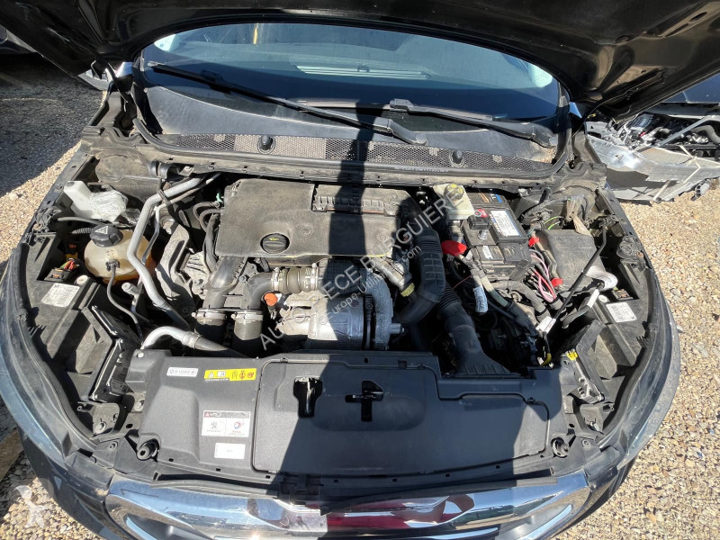 عربة نفعية Peugeot II 1.6 BlueHDi 120 Allure /...