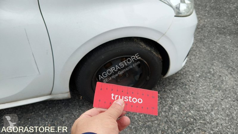 Nyttofordon Peugeot 208