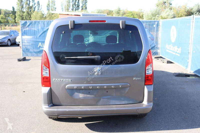 Véhicule utilitaire Peugeot