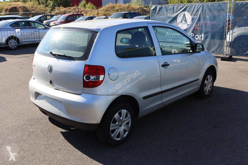 عربة نفعية Volkswagen Fox