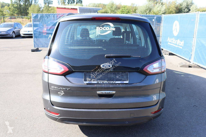 عربة نفعية Ford