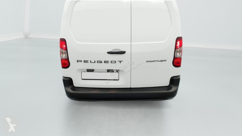 Véhicule utilitaire Peugeot Fourgon