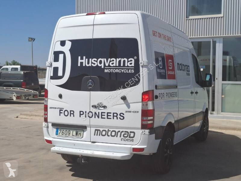 Furgoneta Mercedes