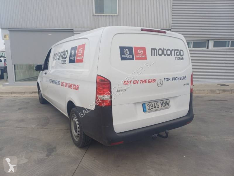 عربة نفعية Mercedes