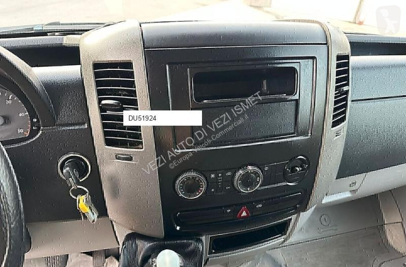 عربة نفعية Mercedes