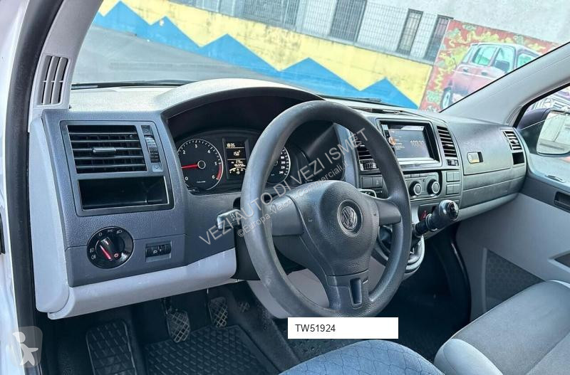 عربة نفعية Volkswagen