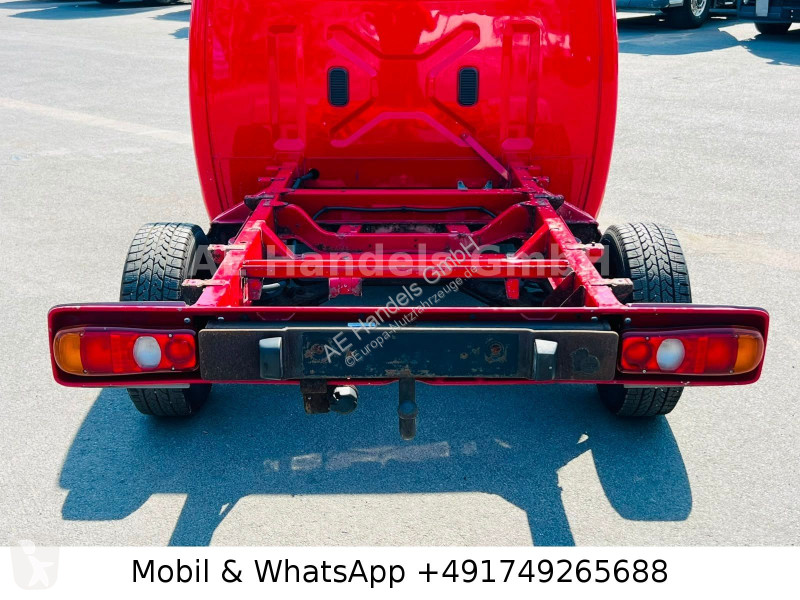 Furgoneta Volkswagen Fahrgestell DoKa...