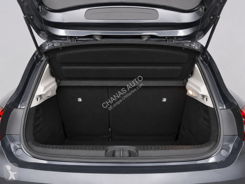 Véhicule utilitaire Renault 1.3 TCe 130 Intens EDC