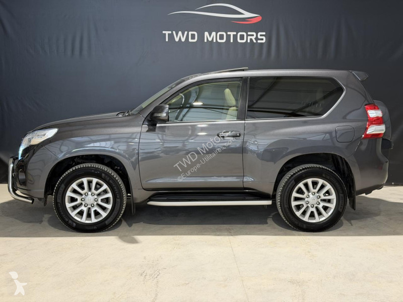 Samochód dostawczy Toyota LAND CRUISER 177 D-4D...
