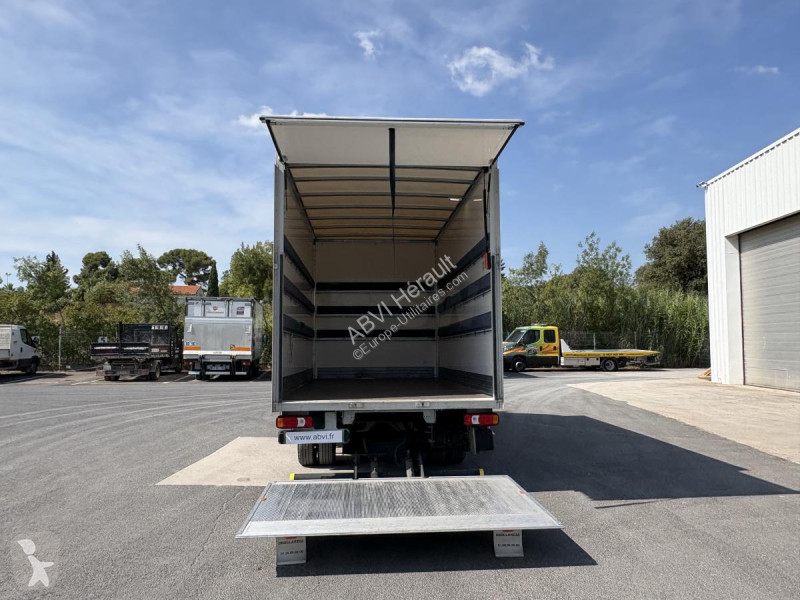 Iveco 35C16H 3.0 DHOLLANDIA CAM DE RECUL CLIM...