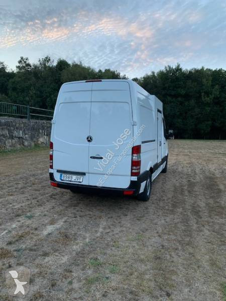 Véhicule utilitaire Mercedes