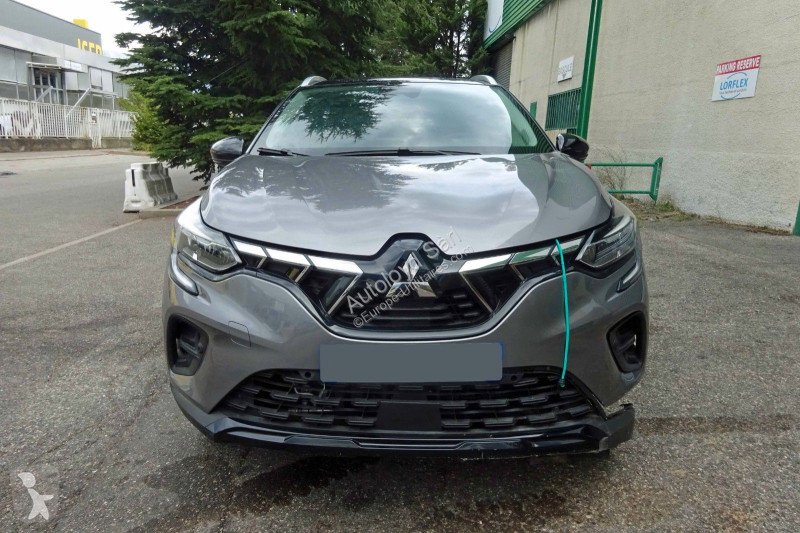 Véhicule utilitaire Mitsubishi 1,6 HYBRID 143 BVA