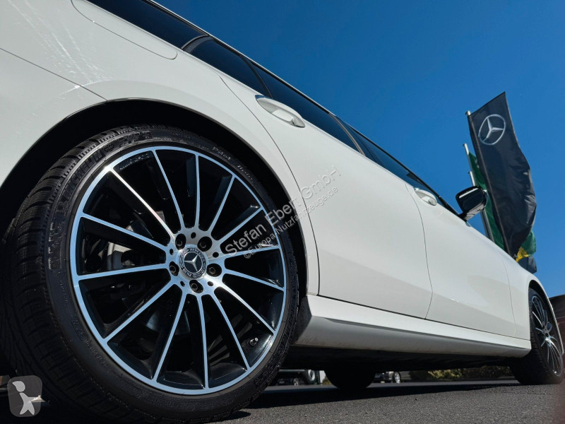 Mercedes E 300 d  T 4M A...