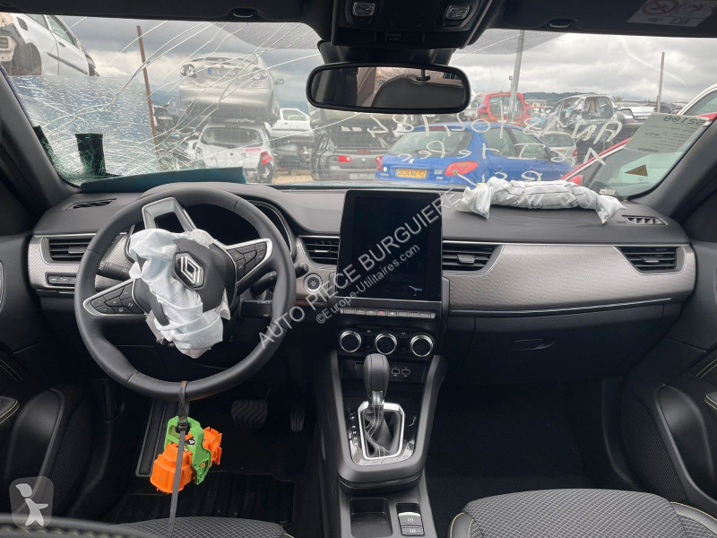 Renault 1.6 E-Tech Hybride 145 / GW734 van