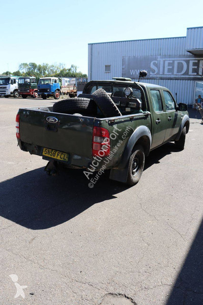 Véhicule utilitaire Ford