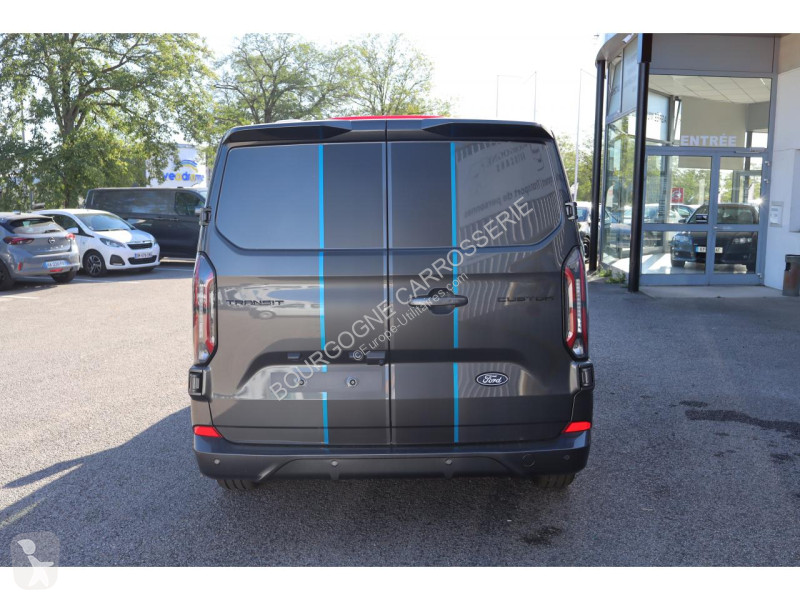 Véhicule utilitaire Ford