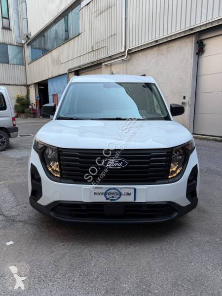 Комерційні автомобілі Ford