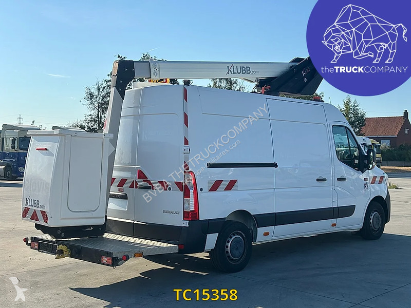 Véhicule utilitaire Renault 145.35 klubb