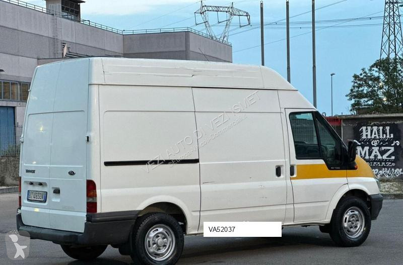 Véhicule utilitaire Ford motore 2.4 d