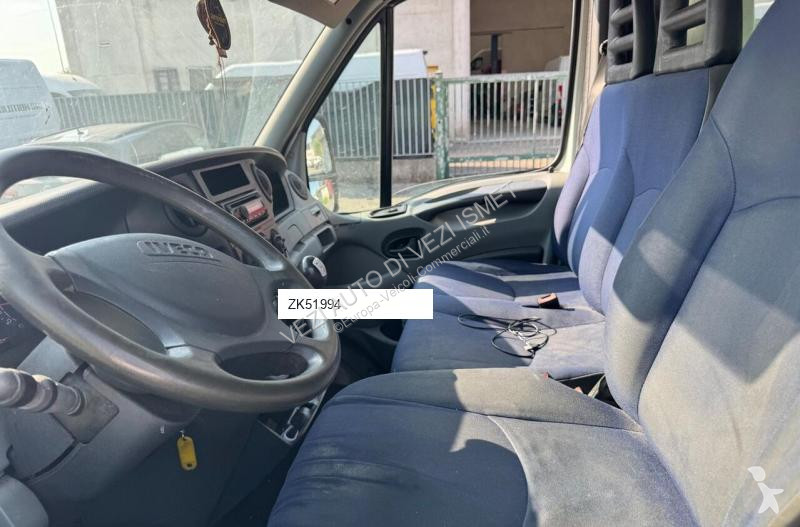 Лекотоварен автомобил Iveco Dailly 35c15