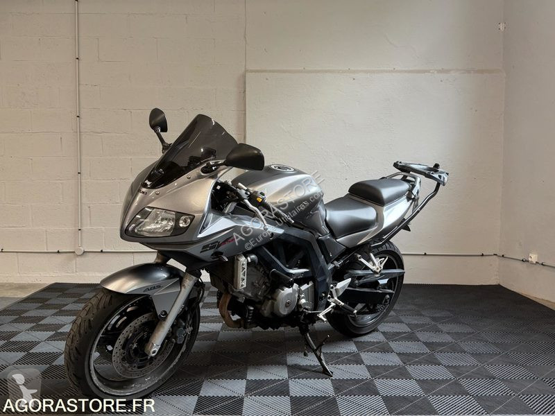 Furgoneta Suzuki SV650
